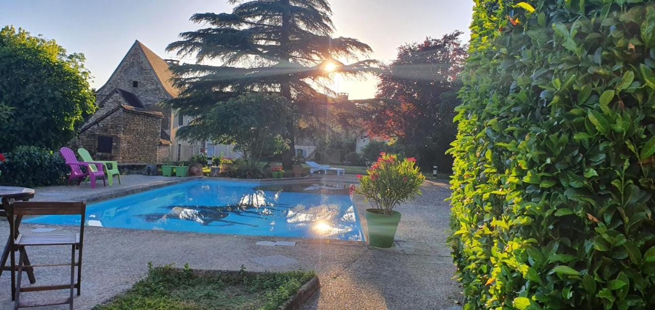 Auberge Du Relais D Auniac Hotel Bar Restaurant Piscine Anglars-Nozac Kültér fotó