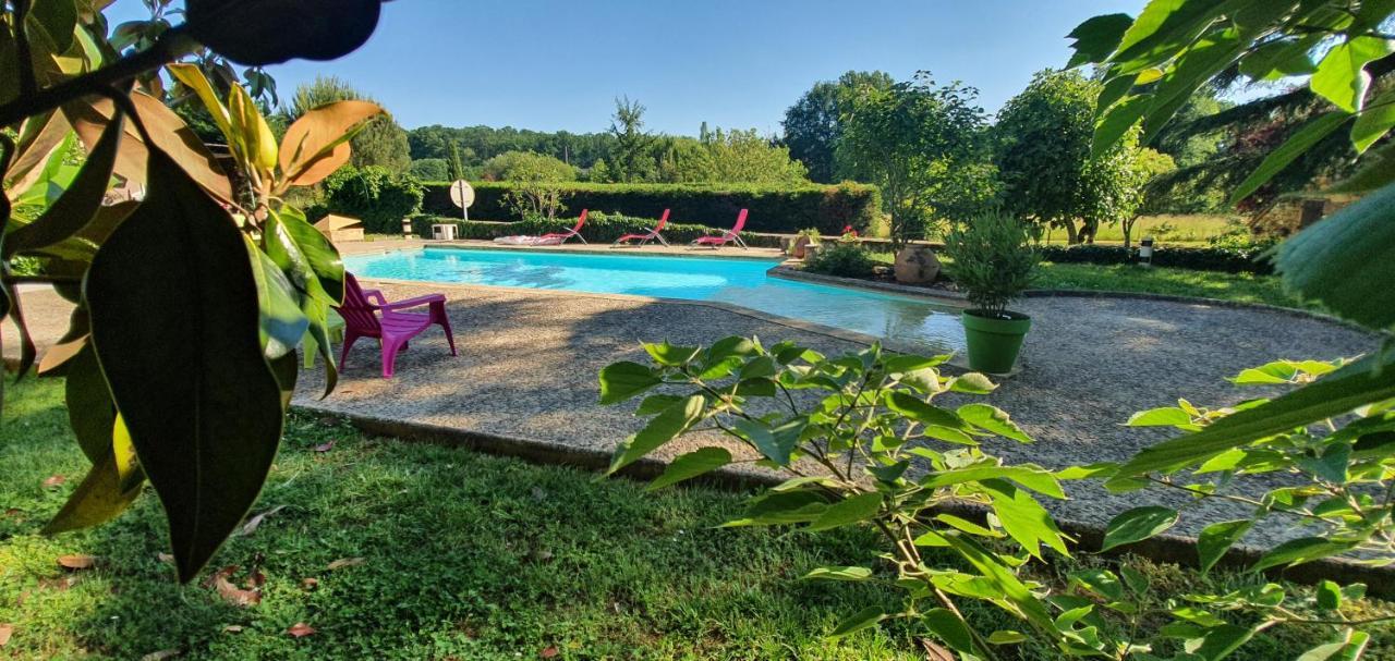Auberge Du Relais D Auniac Hotel Bar Restaurant Piscine Anglars-Nozac Kültér fotó