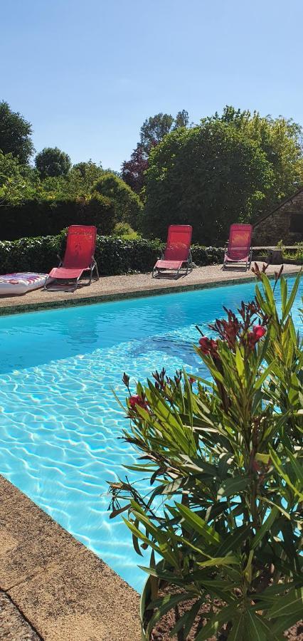 Auberge Du Relais D Auniac Hotel Bar Restaurant Piscine Anglars-Nozac Kültér fotó