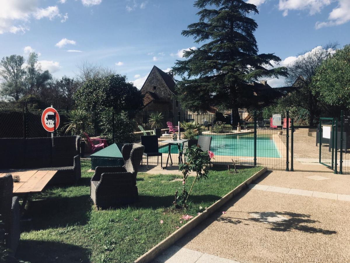 Auberge Du Relais D Auniac Hotel Bar Restaurant Piscine Anglars-Nozac Kültér fotó