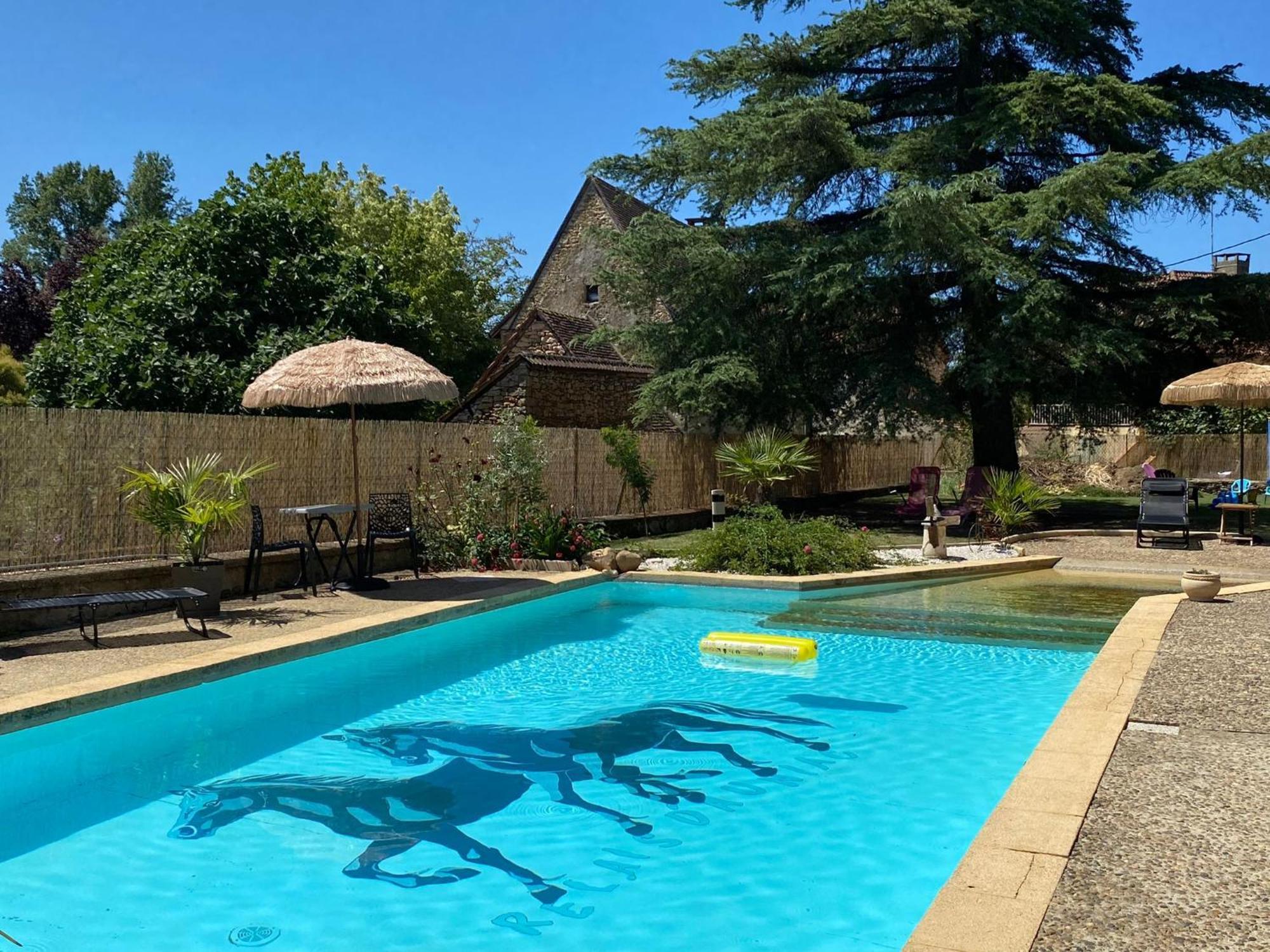 Auberge Du Relais D Auniac Hotel Bar Restaurant Piscine Anglars-Nozac Kültér fotó